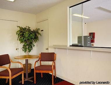 Super 8 Motel - Raritan Interno foto